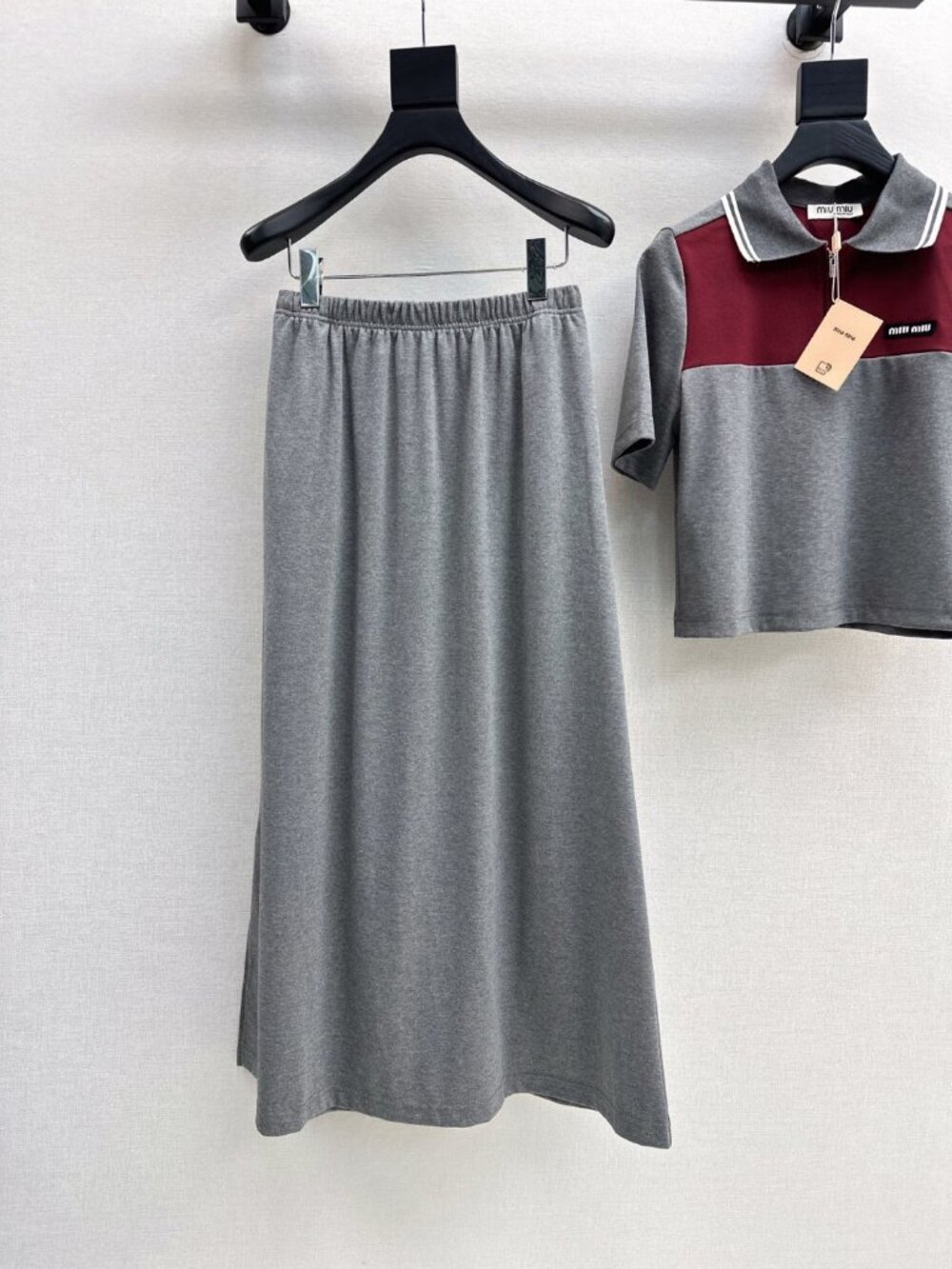 🌟MIU MIU🌟 set Short-sleeved top + long skirt - Picture 4 of 4